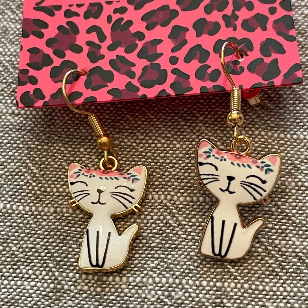 Cute Cat Earrings with Gold Accents - Picture 2 of 9